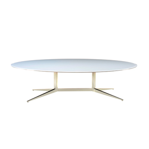 Dialogue Oval Table